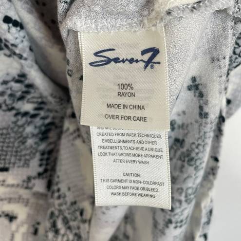 Seven7  Women’s Silky Snakeskin Print Tunic Blouse in White/Grey Size M