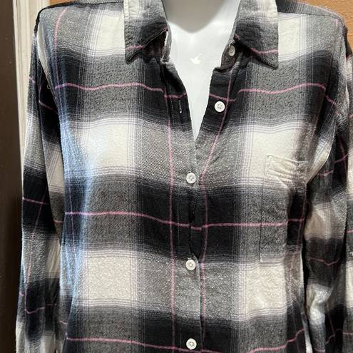 DKNY  plaid button up shirt