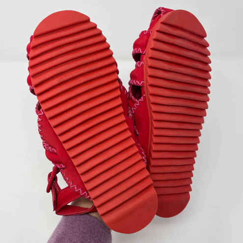 Farm Rio  Red Zig Zag Stitch Sandals 