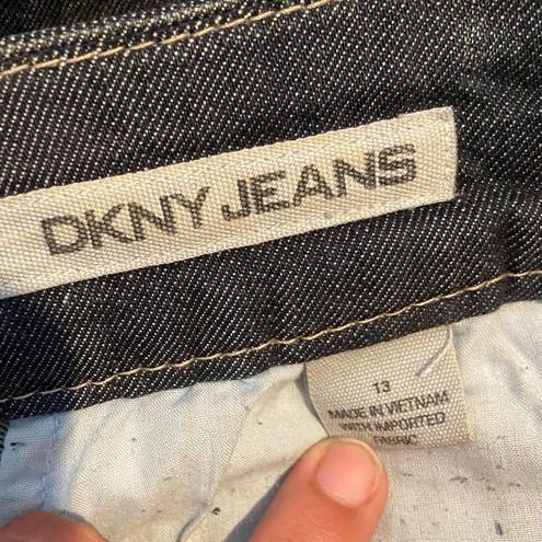 DKNY  size 13 capri jeans button detail at hem.