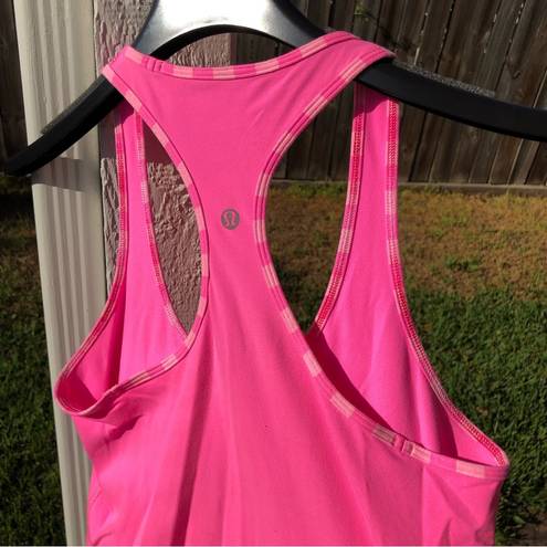 Lululemon Swiftly tech Pink with striped piping sport tank S