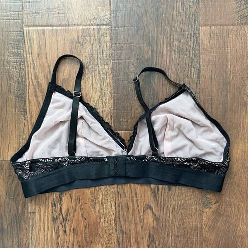 Vince Camuto  black/nude lace bralette, size XL