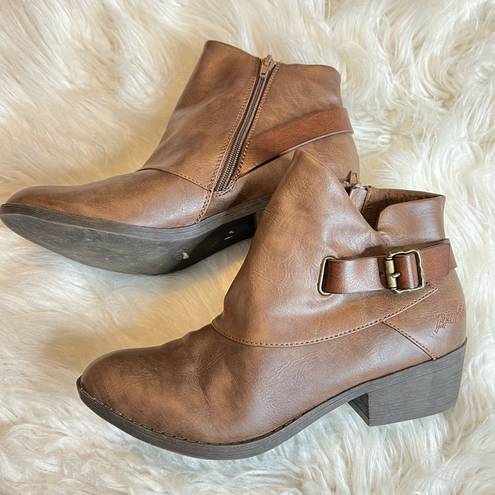 blowfish  Shanna Boots Ankle Booties Brown Faux Leather SZ 9.5 Buckle Detail