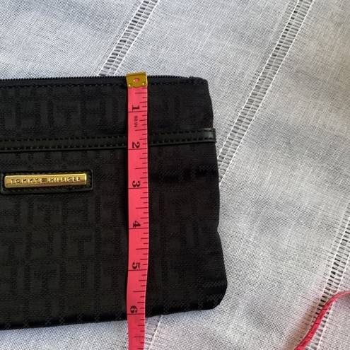 Tommy Hilfiger  NWOT black wristlet.