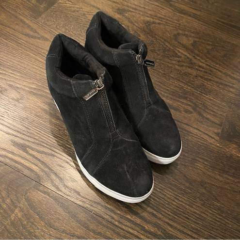 Blondo suede booties