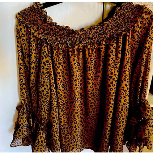 Cynthia Steffe NET Fabulous Off Shoulder Leopard Print Top From CC