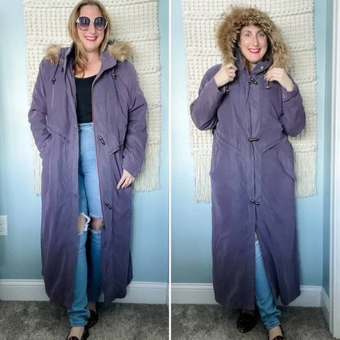 Bernardo Vintage  purple toggle long parka w/ removable lining & fur hood size M