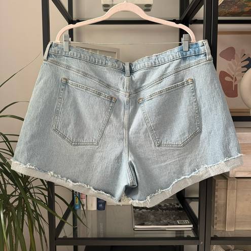 Abercrombie & Fitch  The Baggy Blue Light Wash Mid Rise Denim Short 6” Women’s 34