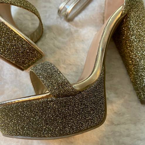 Bamboo Gold metallic glittery felt platform pump high heels with clear buckle straps