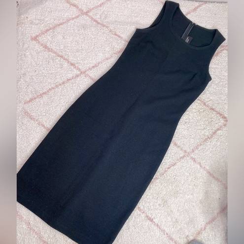 St. John  knit dress size 2