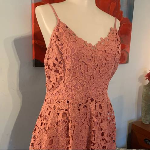 ASTR  The Label Midi Dress M Medium Peach Pink Lace A-Line Cocktail