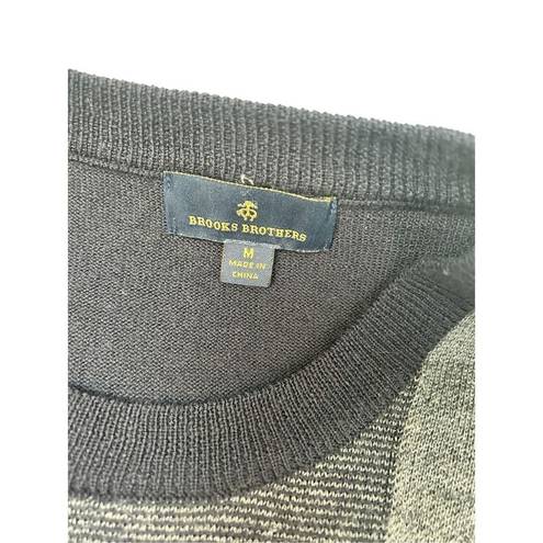 Brooks Brothers  size medium merino wool blend sweater block patterned