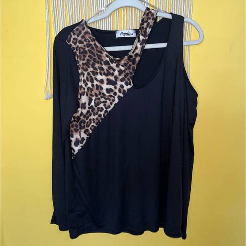 Harper Haptics‎ By Holly  Leopard Print Peekaboo Shirt Size Medium