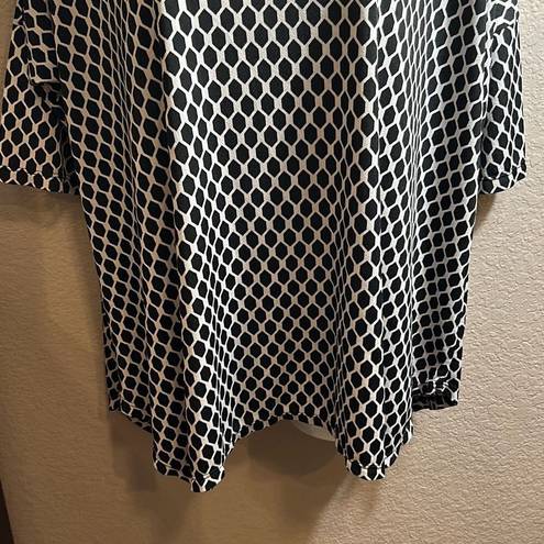 Bobeau  geometric printed tunic top size 3 XL