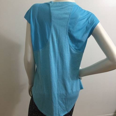 Marika tek  Dri-Wik mesh back VNeck Top!