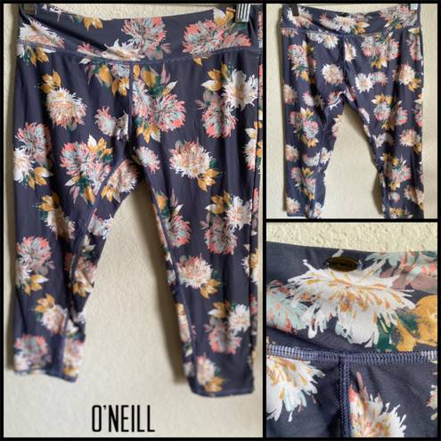 O'Neill O’Neill 365 Floral Print Knee Length Leggings Size S