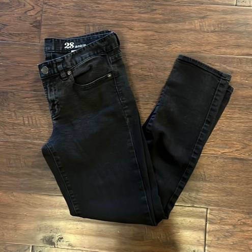 J.Crew  Toothpick Black Denim Skinny Ankle 28