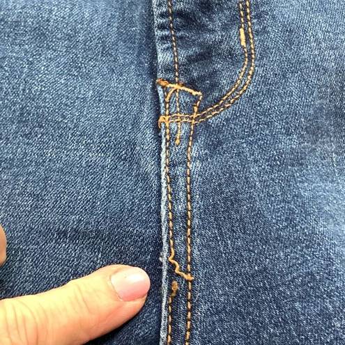 Old Navy  Women's Denim Five Pocket Mid-Rise Original Straight Jeans Blue Size 16