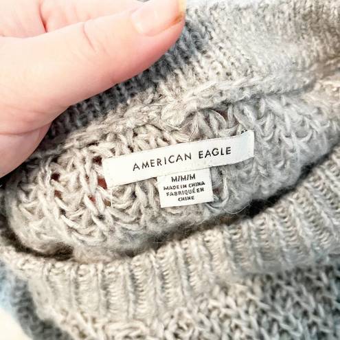 American Eagle Crewneck Pullover Chunky Ribbed Sweater Gray Medium