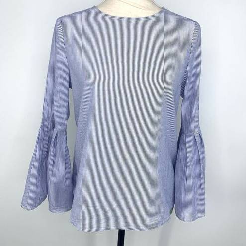 BeachLunchLounge  Lilyana Blue Stripe Bell Sleeve lightweight Top Size XS New