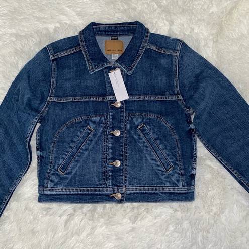 American Eagle NWT  cropped jean jacket size S