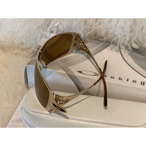 Oakley Dart Womens Sunglasses Polished Gold Frame Bronze Polarized Lenses 05-672