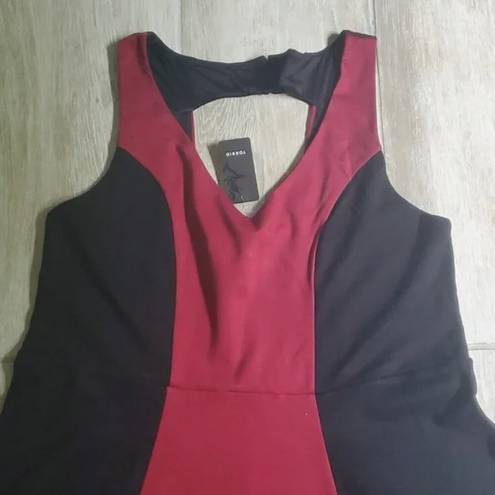 Torrid NWT  Sleeveless V-Neck Keyhole Back Colorblock Dress