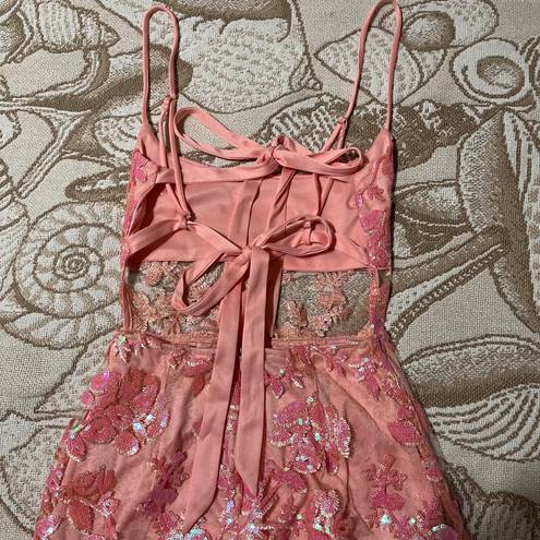Lucy in the Sky Embroidered Lace Dress in Pink