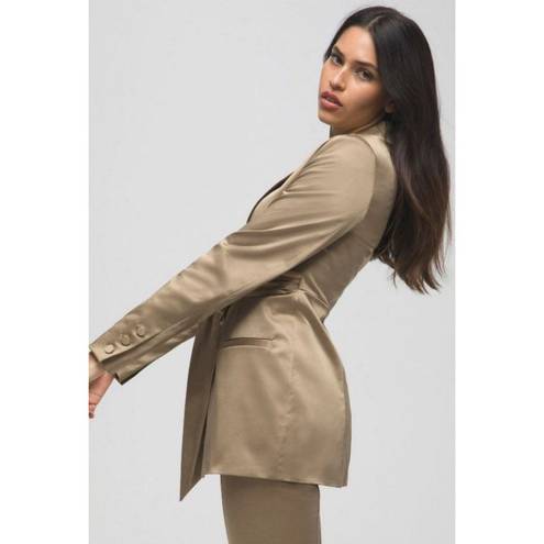 Good American  Fit and Flatter Sateen Blazer Tan Size 4 Cutout Pointed Lapel