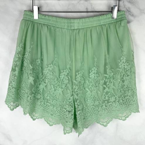 Torrid  Embroidered Lace Scalloped Pull On Shorts Elastic Waist Seafoam Boho M