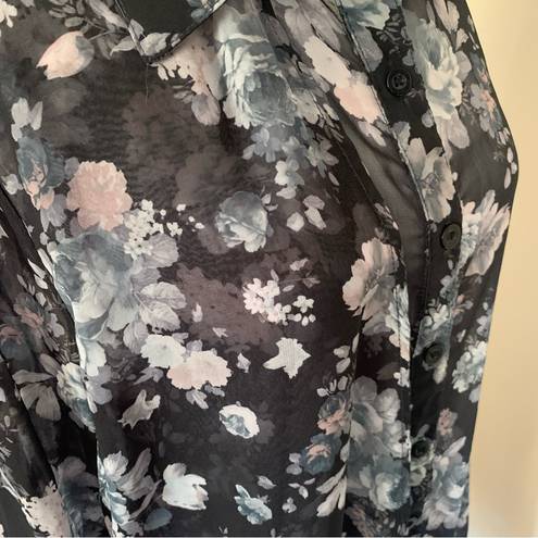 Stylestalker  Revolve Black and Grey Floral Blouse Sheer w/ Wrap Piece Size 6