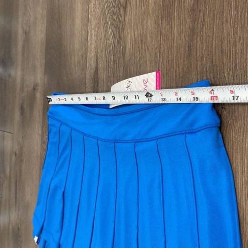 Lucky in Love  Playing in Paradise Hi Low Pleated Skirt Aegean Blue Size Large