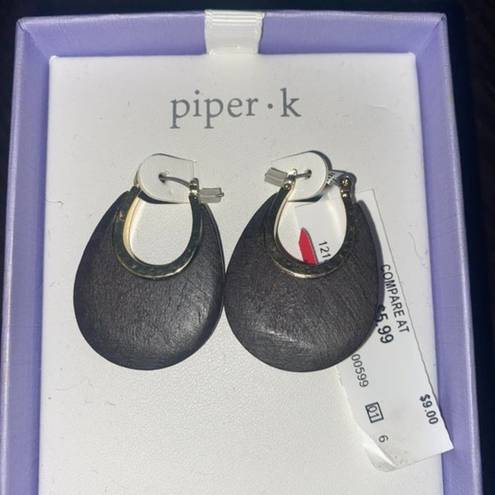 Piper NEW NIB  K Brown Wood Gold-Tone Hoop Style Earrings Women's