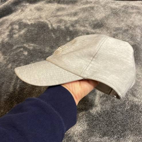 Under Armour NWOT Women’s  Grey Hat/Cap.  Never worn!