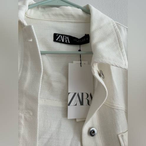 ZARA WHITE BUTTON UP OVERSIZED JACKET with tags