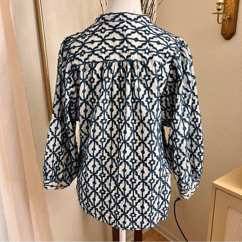 Pilcro  ANTHROPOLOGIE Cotton Blue Embroidered Button down Costal Top Size Medium