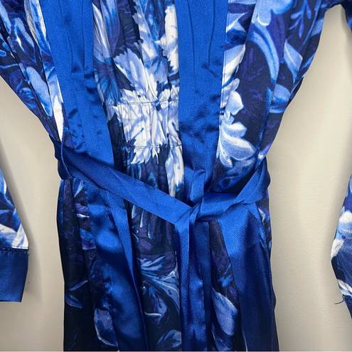 Oscar de la Renta  Blue Floral Robe