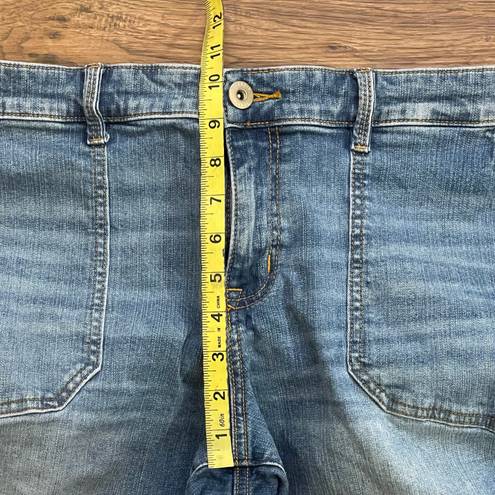 Torrid Feel The Fit Cropped High Rise Jeans Factory Whiskering Distressing 16R