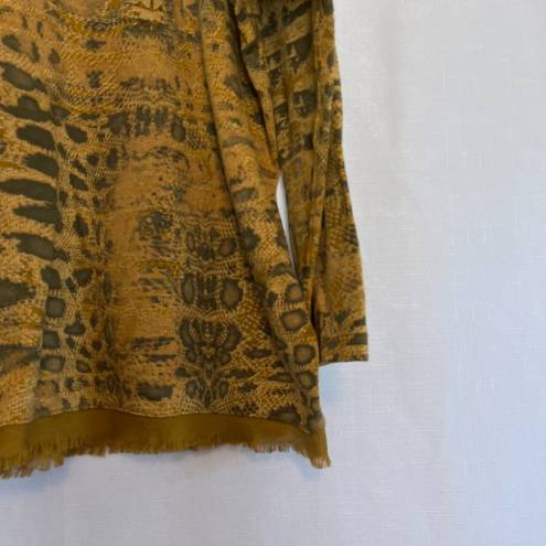 Edge Made In Italy Long Sleeve Snake Print Blouse w/ Raw  Hem Mustard Medium