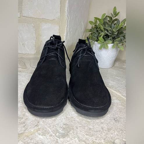 BEARPAW  black skye booties sz 9 wide