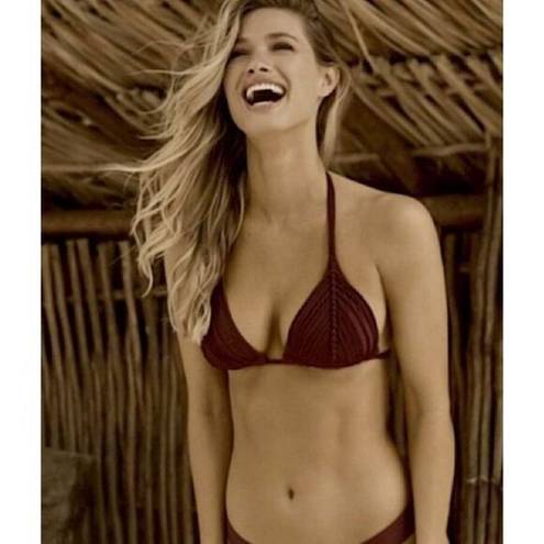 PilyQ  Isla macrame triangle bikini top. Small. NWT