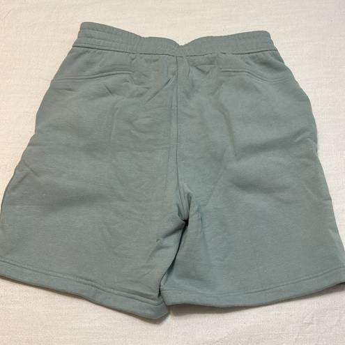 Lululemon  loungeful high rise shorts