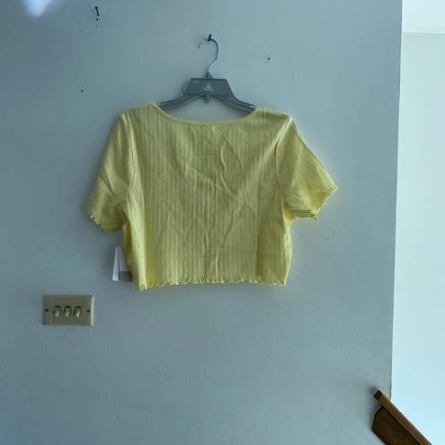 BP NWT  yellow lemonade Henley crop top 1X