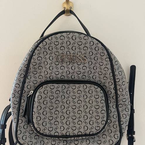 GUESS  with adorable pattern backpack