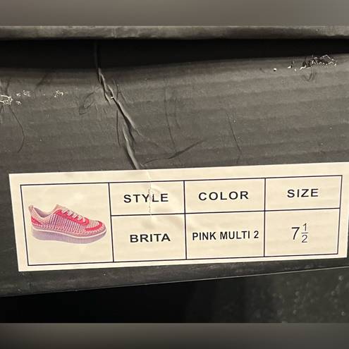 Nicole Miller NEW!  Brita Pink Multicolor Size 7.5 Sneakers