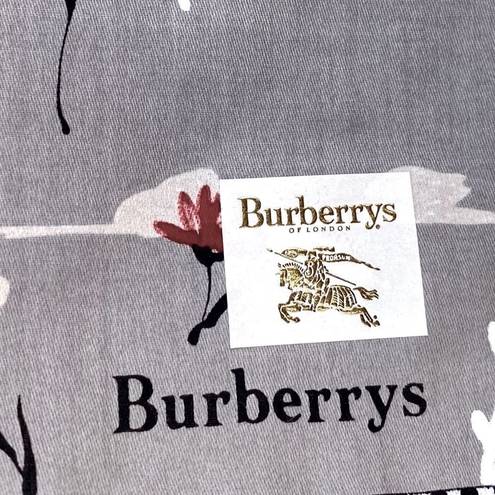 Burberry  Grey Floral Scarf with Iconic Nova Check Border Edge. NWT