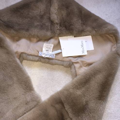 Max Mara  Rabbit fur hoodie scarf