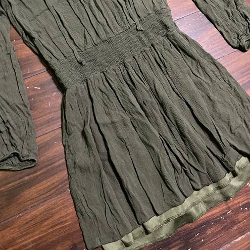 Charlotte Russe 3/4 Sleeve Green Dress 