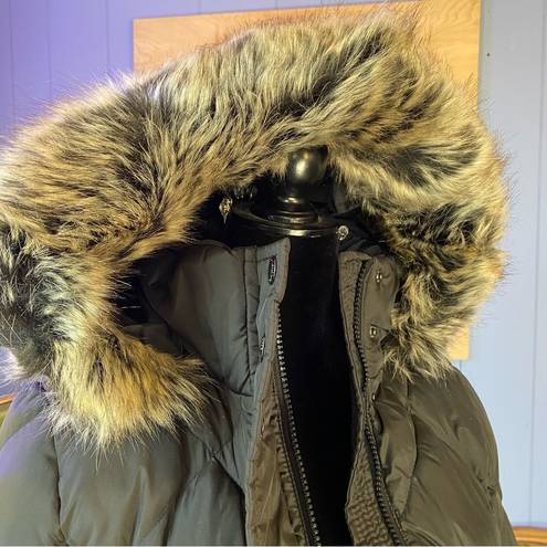 London Fog NWT  Maxi Puffer Coat With Removable Faux Fur Hood