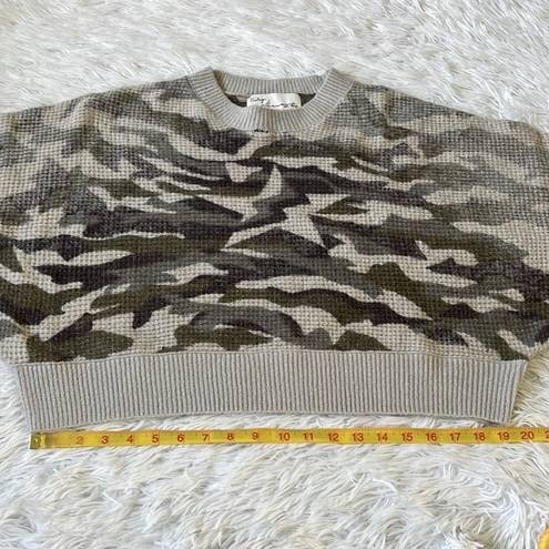 Vintage Havana  Waffle Knit in Faded Camouflaged sweater crew neck size Small